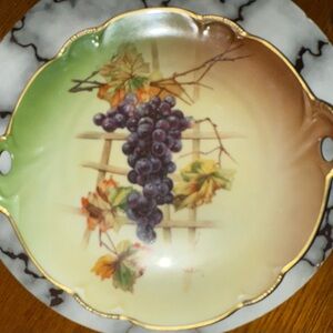 Elegant Grapevine Design Serving Platter